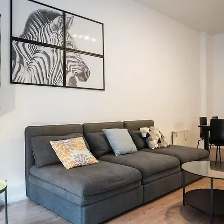 Apartment Great In Neukölln